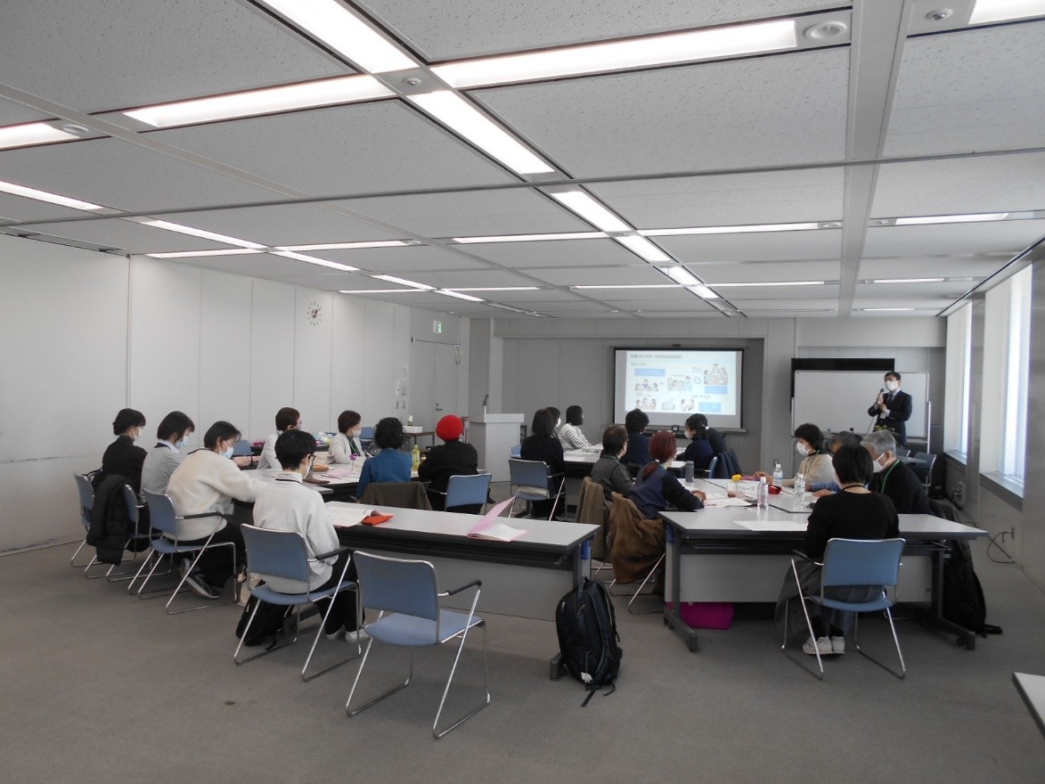 香川県ピアサポーターフォローアップ研修会の様子